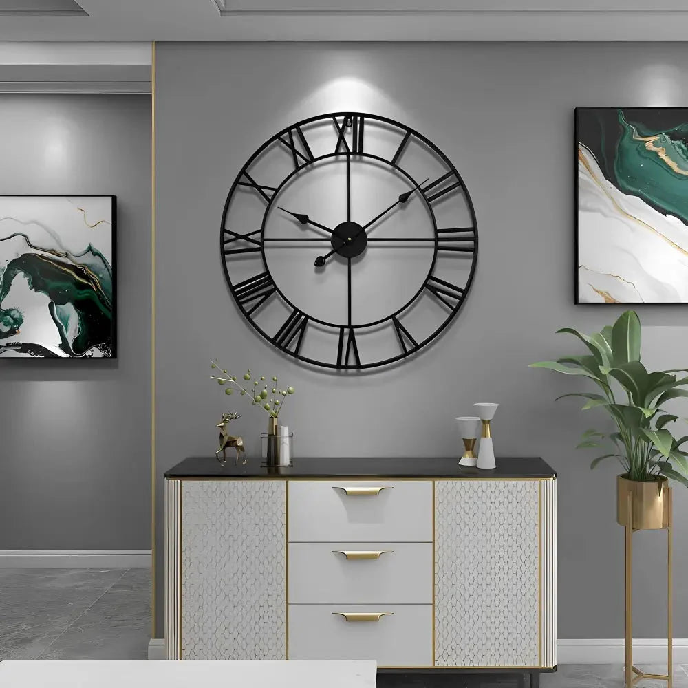 Grande Orologio con Numeri Romani