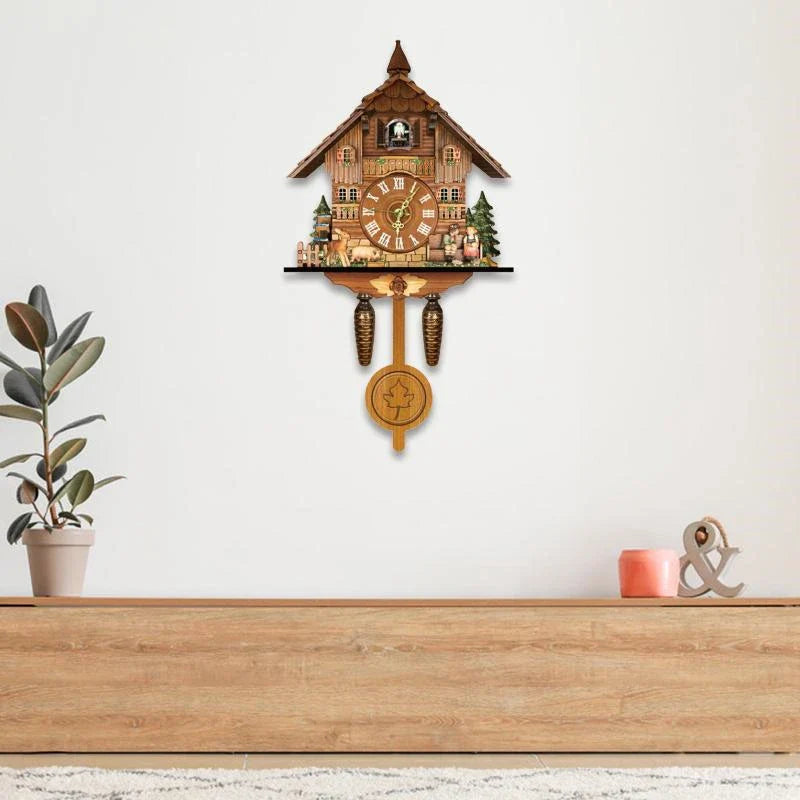 Orologio a cucù in stile chalet tradizionale