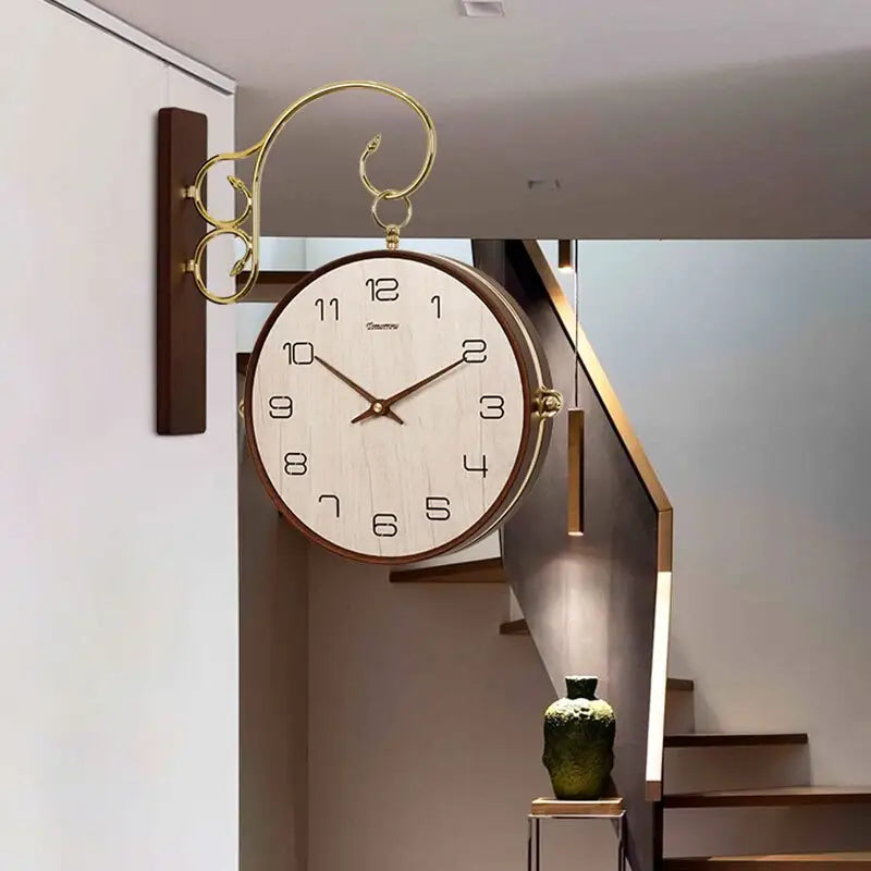 Orologio bifacciale in legno
