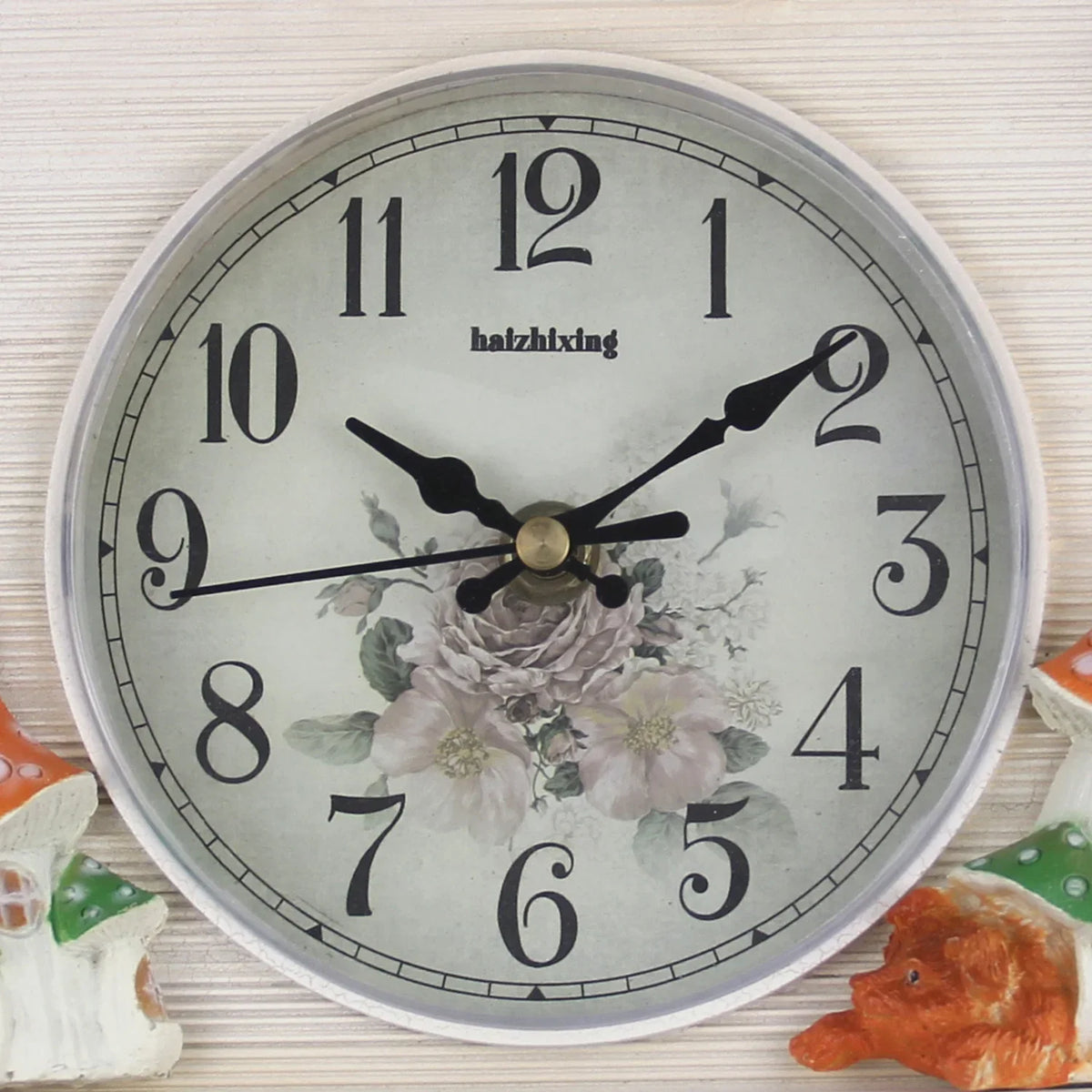 Orologio da Parete a Cucù con Pendolo