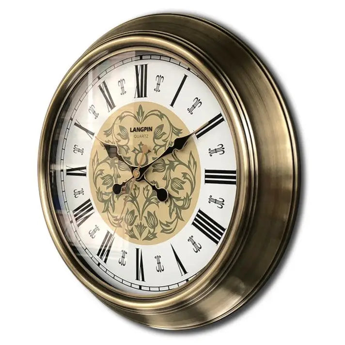 Orologio da muro antico