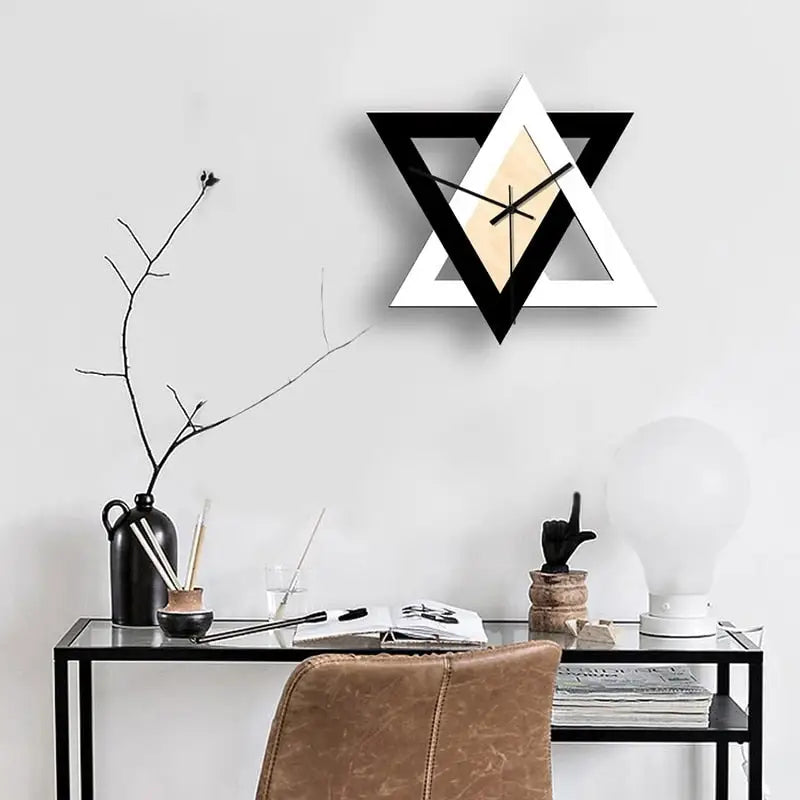 Orologio da parete Triangolo bianco e nero