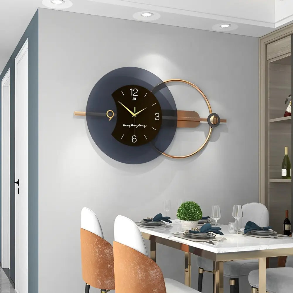 Orologio da parete dal design contemporaneo