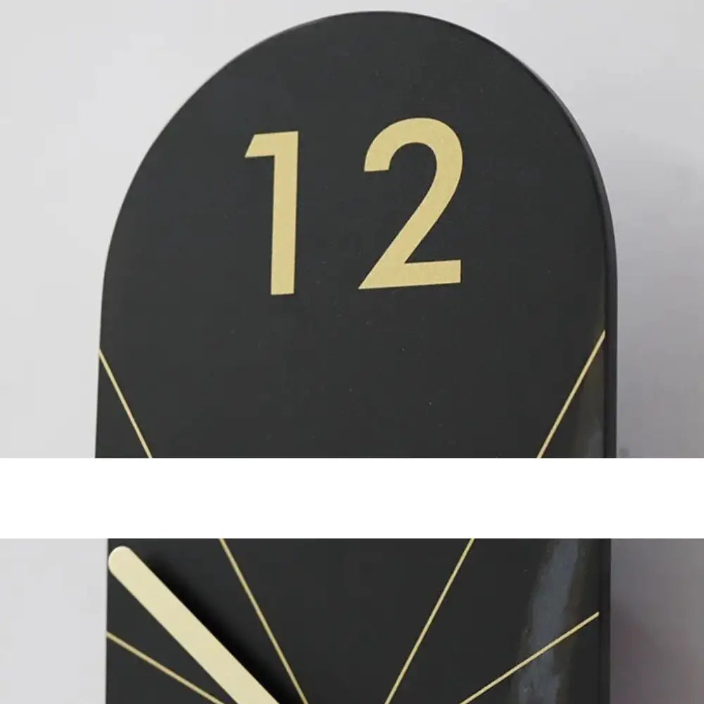 Orologio da parete di design con pendolo
