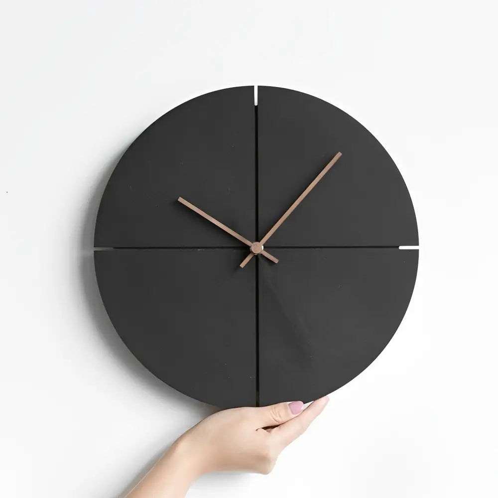 Orologio da parete in legno nordico