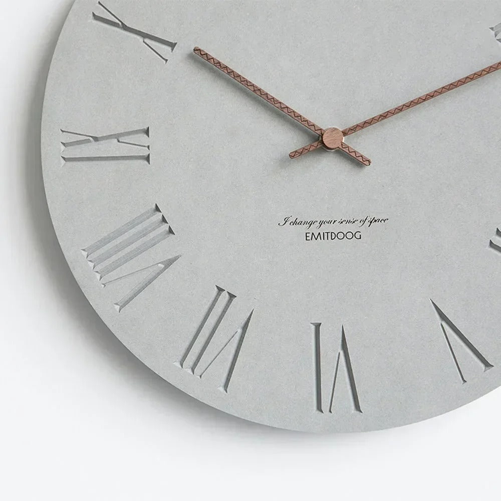 Orologio da parete minimalista in cemento