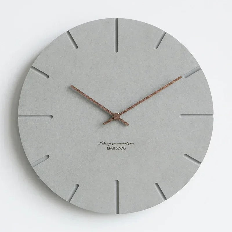 Orologio da parete minimalista in cemento