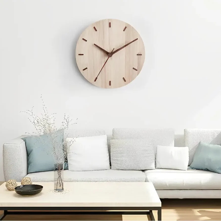 Orologio da parete minimalista in legno