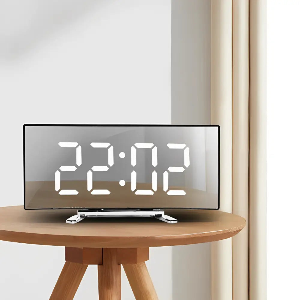 Orologio digitale a LED curvo