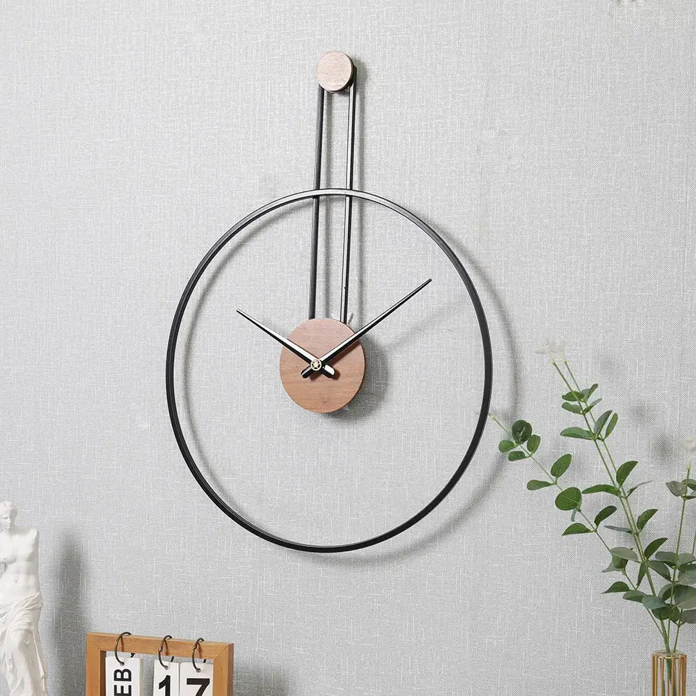 orologio da parete a forma di cerchio sospeso