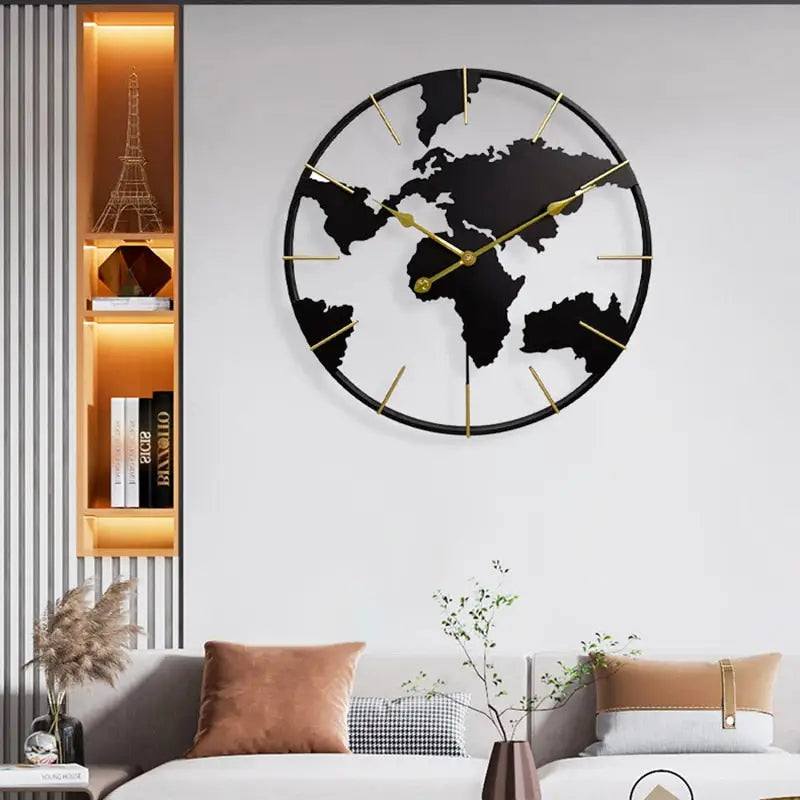 orologio da parete con mappa del mondo