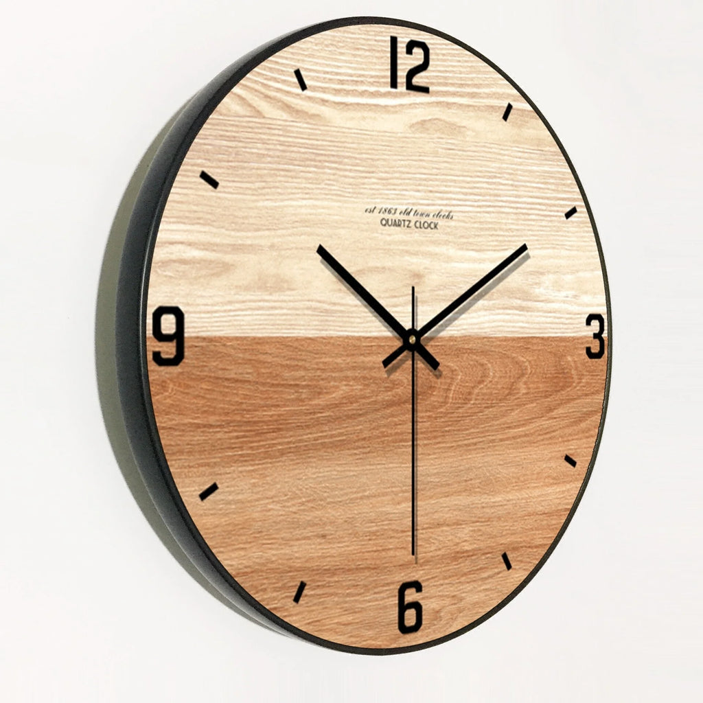 orologio da parete in legno a due tonalità