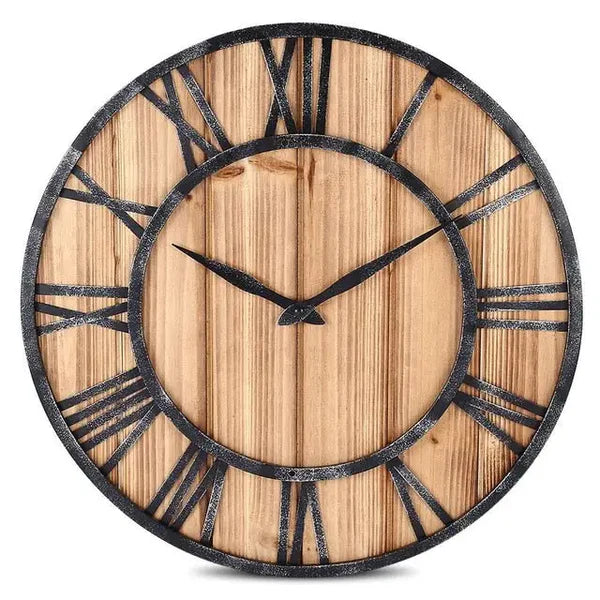 orologio da parete in legno e metallo con numeri romani